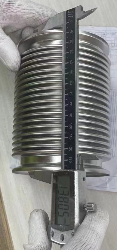 Exhaust bellows